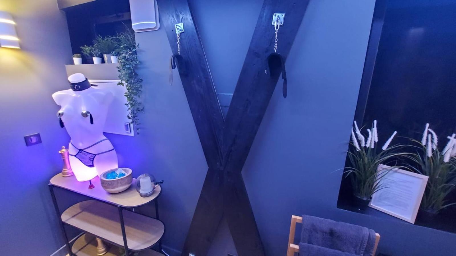 Loveroom Sauna, Balneo, Parking Prive Dans Le Centre De 翁弗勒尔 外观 照片
